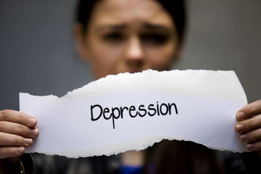 اعراض الاكتئاب , اهم الاعراض المصاحبة للاكتئاب