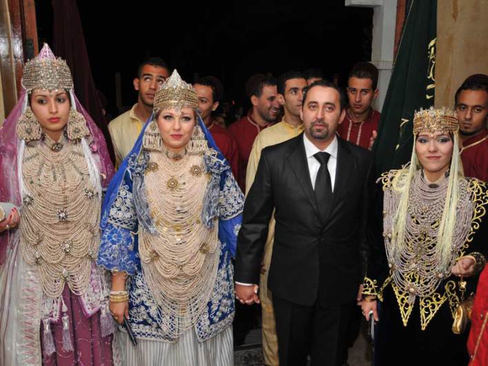 اعراس الجزائر , تقاليد من العرس الجزائري