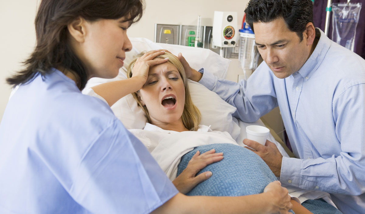 اعراض الولادة , احداث ماقبل الولادة وحدوث الطلق